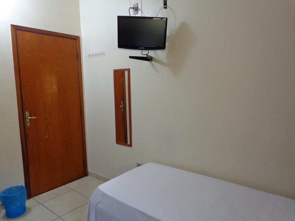 Home Guesthouse Κάμπο Γκράντε Εξωτερικό φωτογραφία